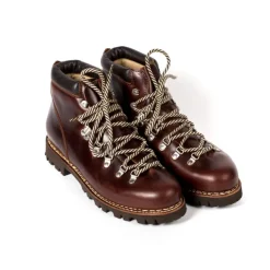 Brown Boot "Avoriaz" Made Of Waxed Calf Leather