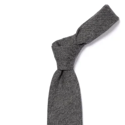 Ca Archivio Storico: Tie "Capocchia Di Spillo" In Pure Wool - Handroll