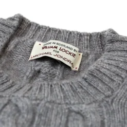 Cable Pullover 