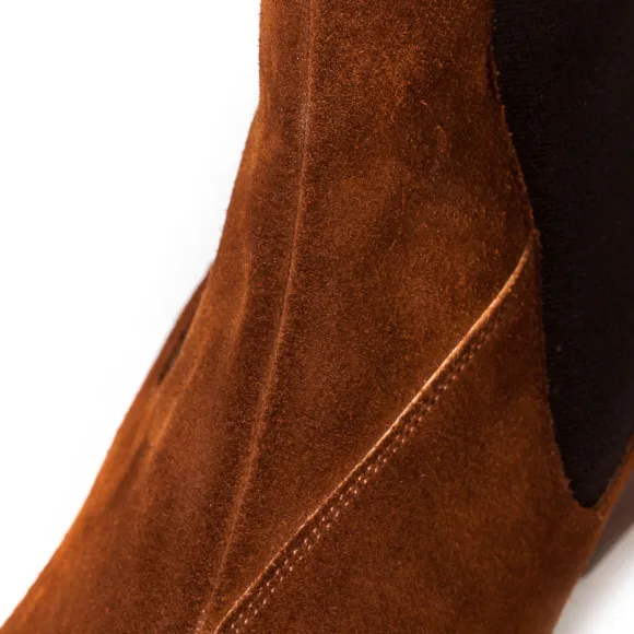 Chelsea Boot Made Of Brown "Hunting" Suede