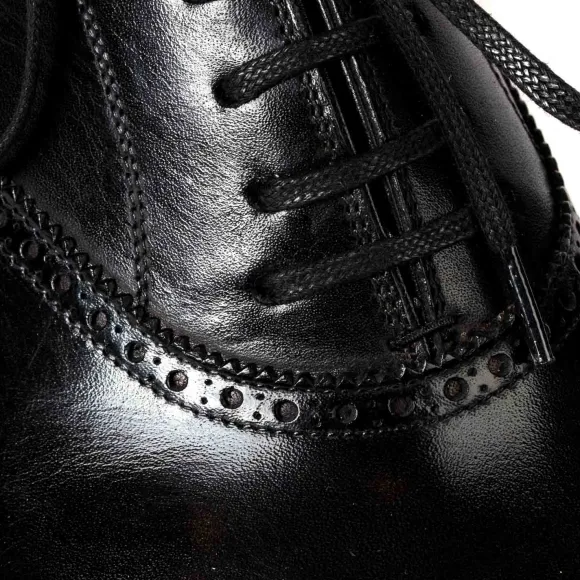 Oxford "Pedder" Made Of Black Calfskin - Purely Handcrafted