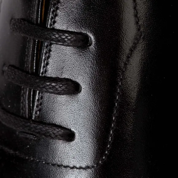 Oxford "Seamless" Made Of Black Hand-Crafted Calfskin - Purely Handcra