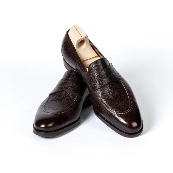 Penny Loafer Made Of Dark Brown Scotch Grain Calfskin - Hand-Polished
