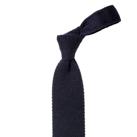 Petronius X Mj: Knitted Tie "Crochet" Made Of Pure Cashmere