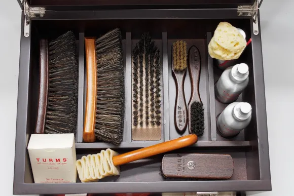 Shoe-Polish Box "Luxury"