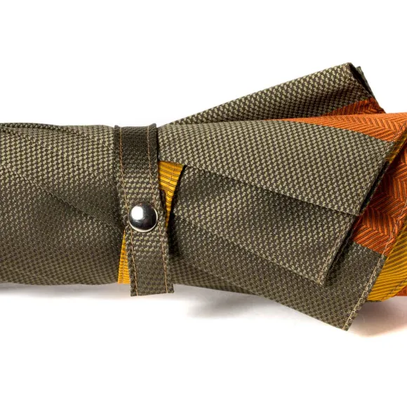 Sit-Down Umbrella Made Of Massive Wood And Fabric With Multicolored Stripes