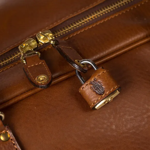 Suitcase "Soft Traveler" Made Of Grained Calfskin - Handcrafted